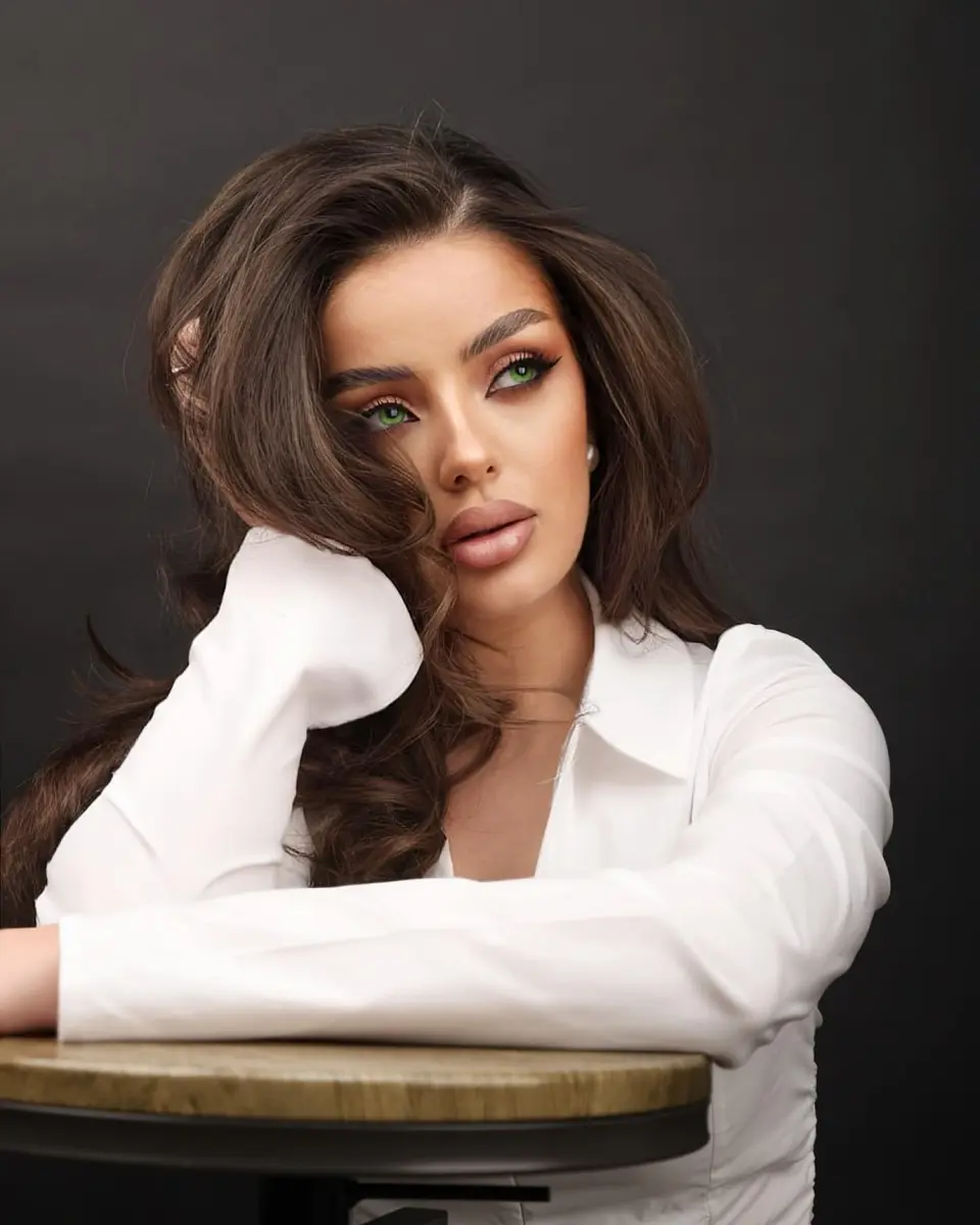 Афими эскорт в городе Питер