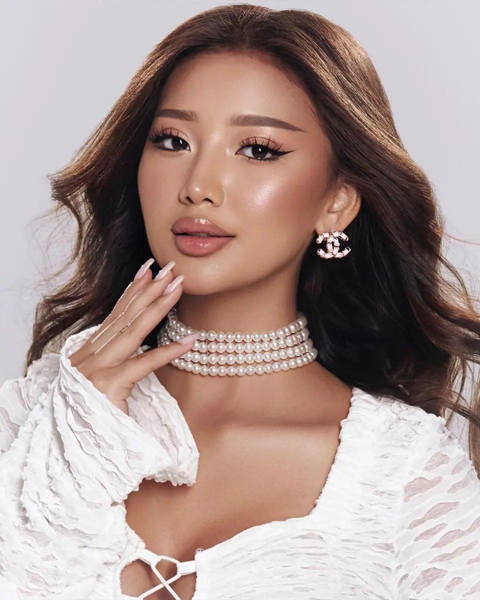 Алсу эскорт в городе Питер