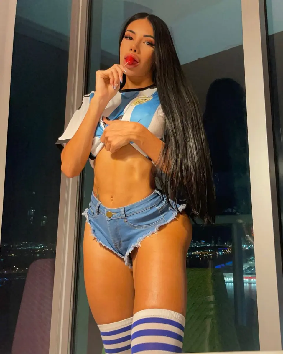 Амалия эскорт в городе Питер