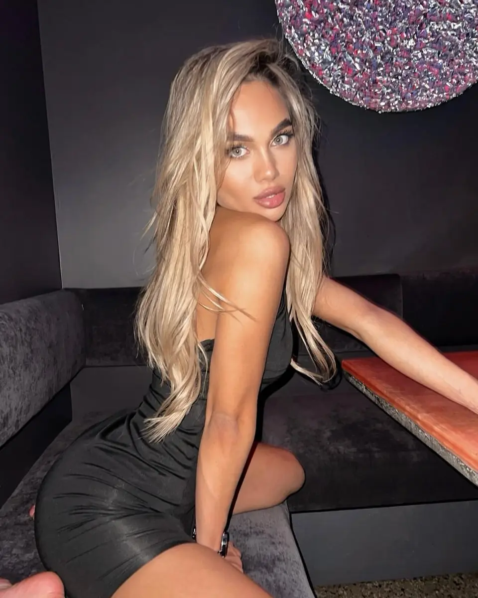 Анирия эскорт в городе Питер