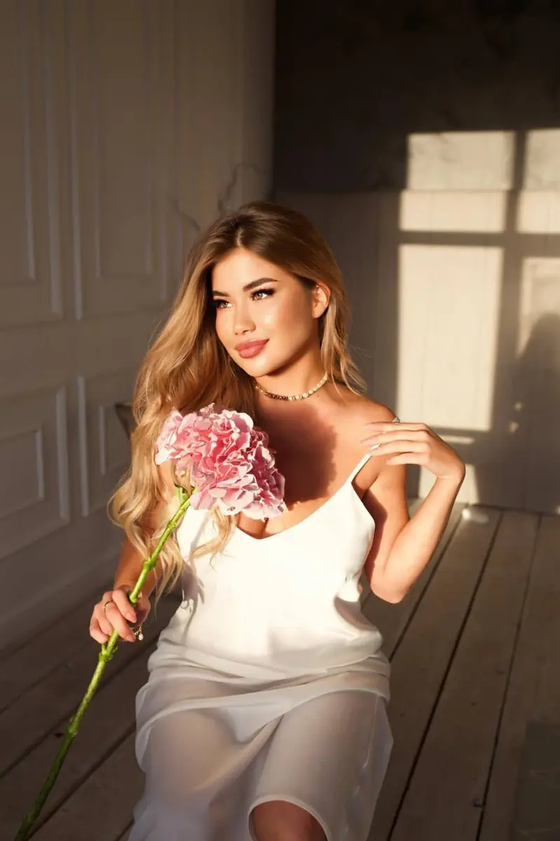 Демида эскорт в городе Питер