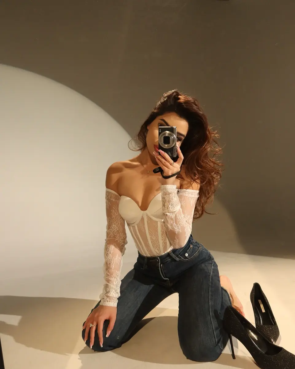 Дина эскорт в городе Питер