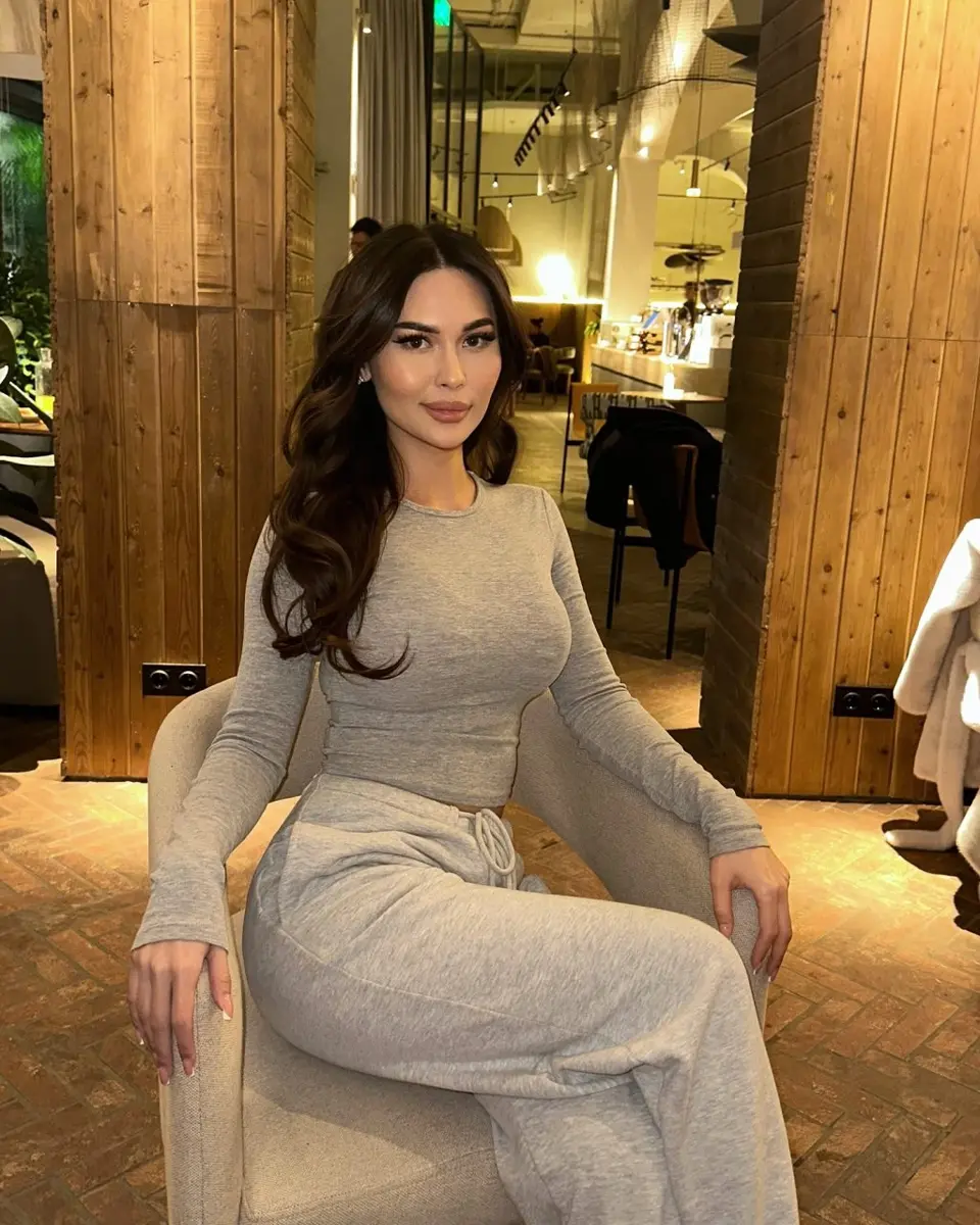 Элина эскорт в городе Питер