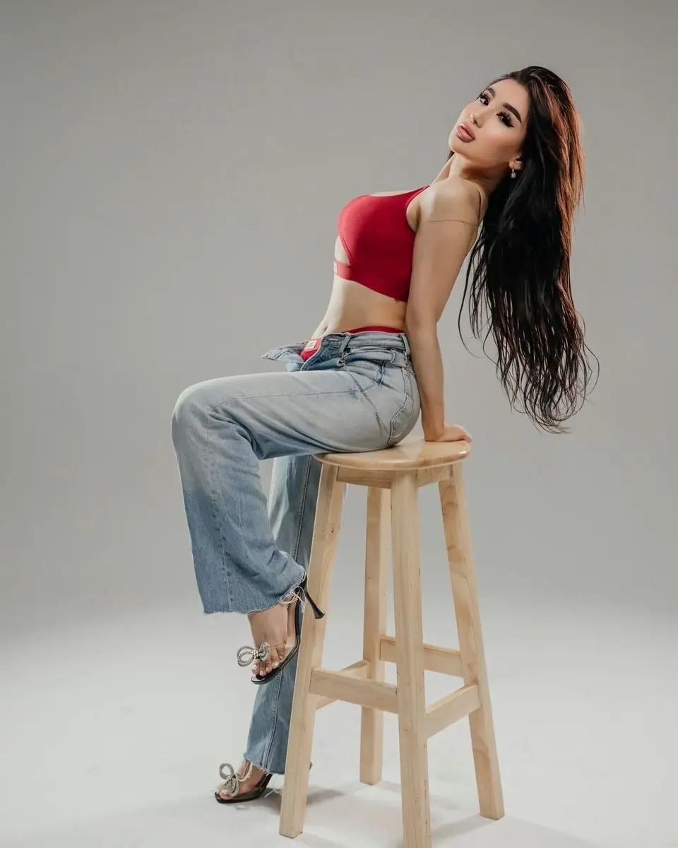 Элина эскорт в городе Питер