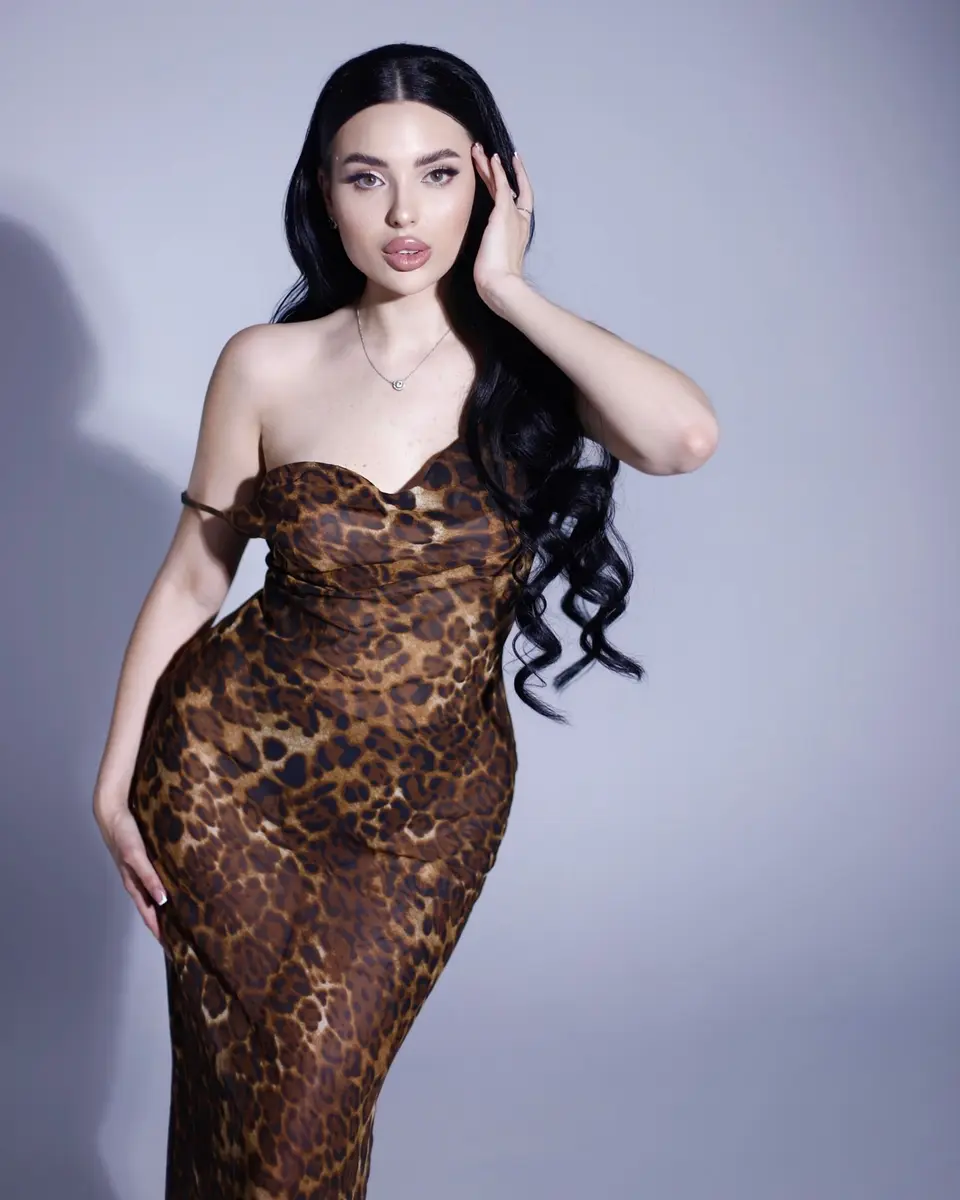 Ивана эскорт в городе Питер