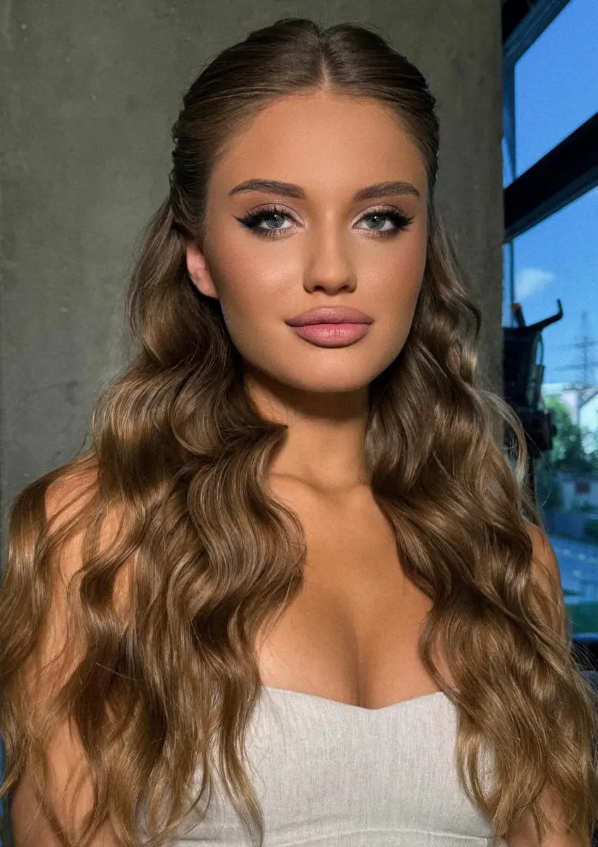 Жадора эскорт в городе Питер