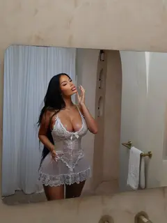 Лайона эскорт в городе Питер