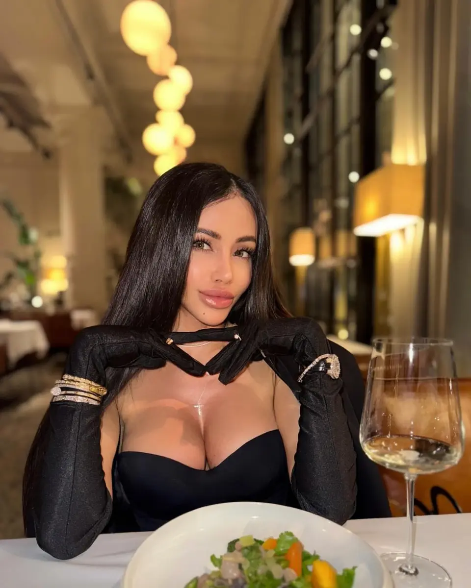 Марисабелла эскорт в городе Питер