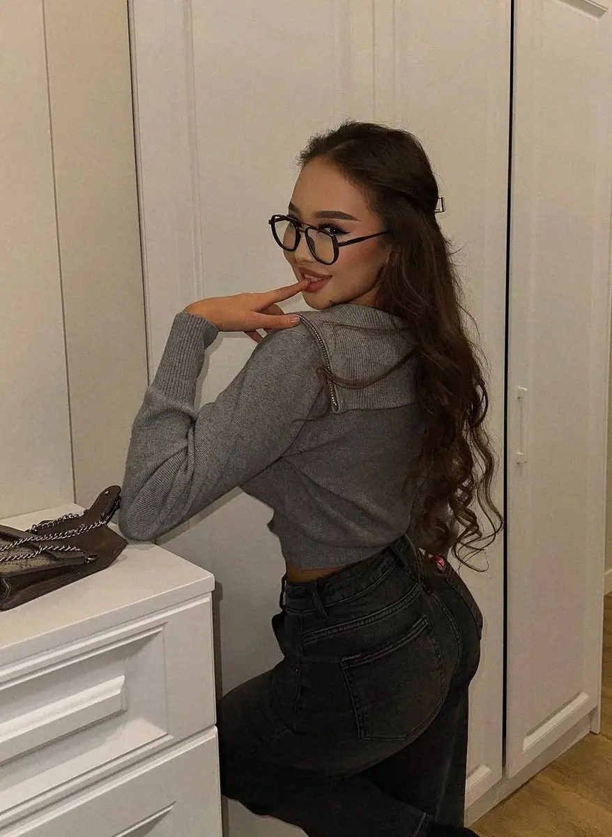 Майя эскорт в городе Питер