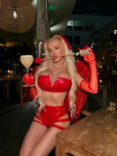 Мими эскорт в городе Питер