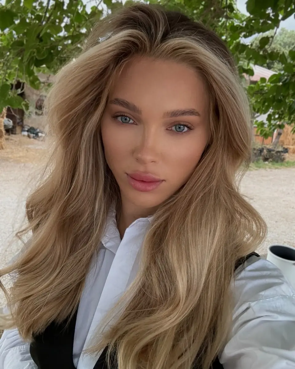 Оливка эскорт в городе Питер