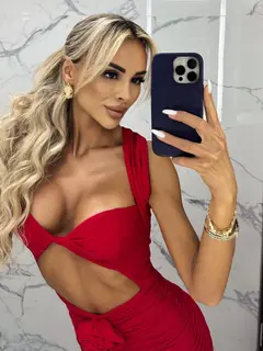 Таня эскорт в городе Питер