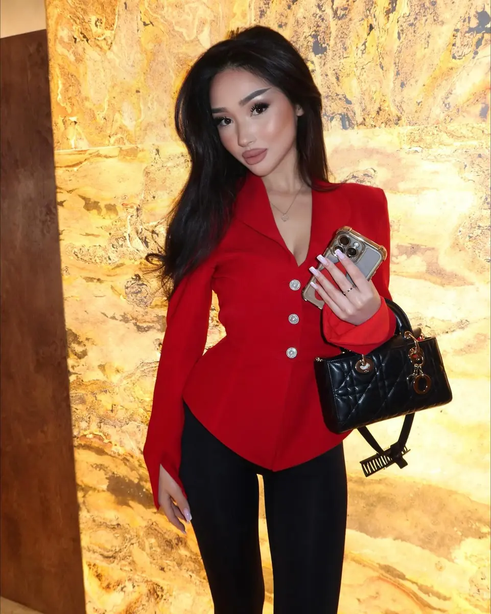 Зира эскорт в городе Питер